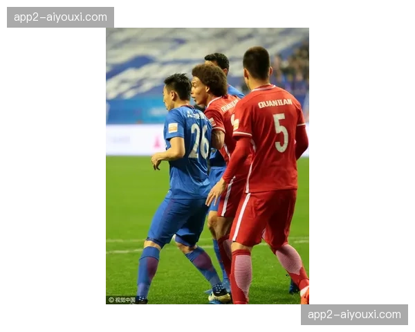 斯卢茨基米内罗伤缺影响 申花锋线人员变动导致阵型回调